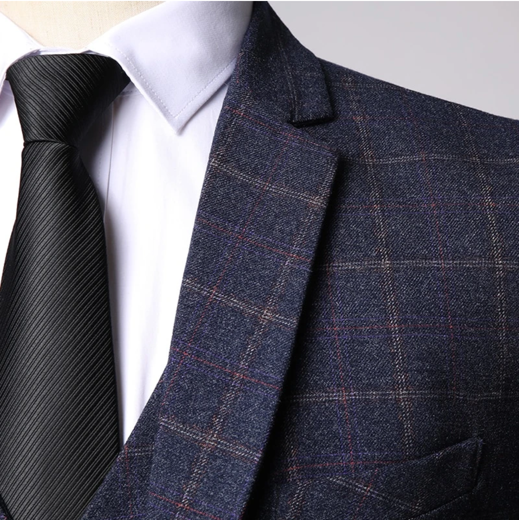 Immanuël™ Elegant 3-Piece Suit